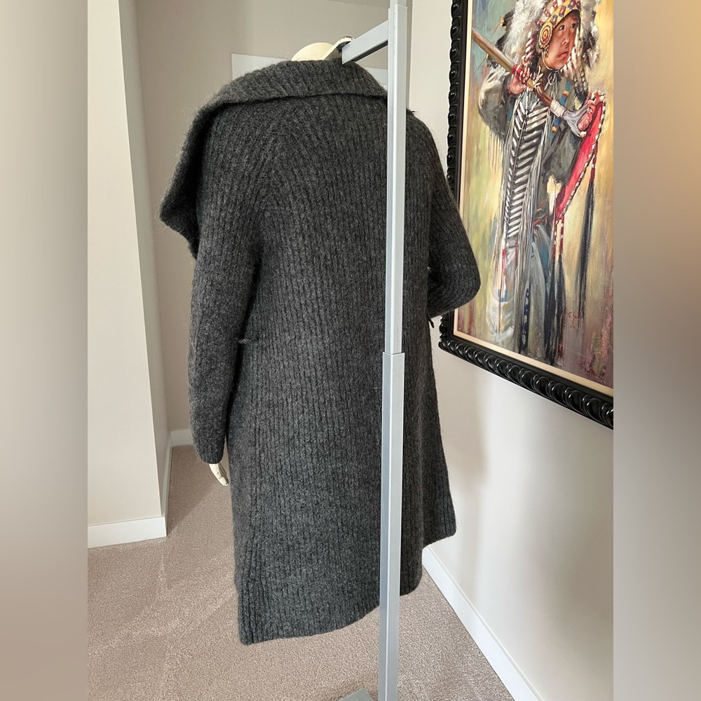 Aritzia Gray Wool Blend Cardigan – Size XXS – Mohair & Wool Mix (Preloved) - Picture 6 of 8